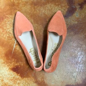 BRAND NEW Hush puppies “hazel pointe flats”